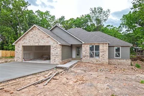18855 W Hunters Ct, Park Hill, OK 74451