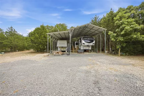 958 S Buffalo Rd, Stuart, OK 74570 photo 2