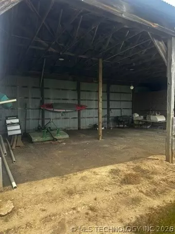 958 S Buffalo Rd, Stuart, OK 74570 photo 18
