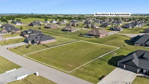 5617 E 141st Place North N, Collinsville, OK 74021