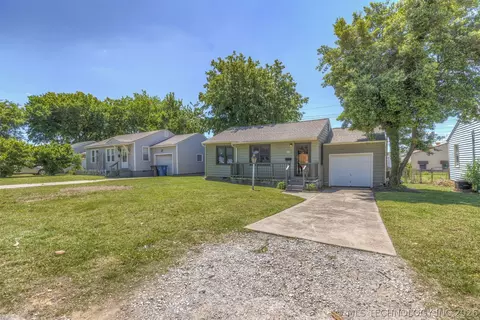Exterior - 5116 E Cameron St, Tulsa, OK 74115 photo 2 of 10