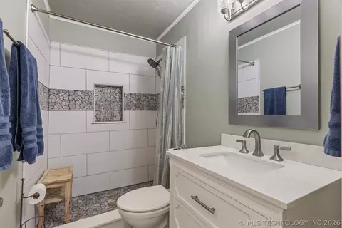 Bath - 5116 E Cameron St, Tulsa, OK 74115 photo 2 of 2