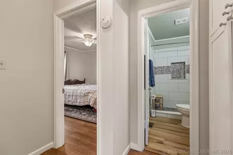 Entry Way - 5116 E Cameron St, Tulsa, OK 74115 photo 6 of 9