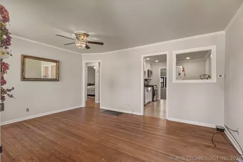 Living - 5116 E Cameron St, Tulsa, OK 74115 photo 1 of 7