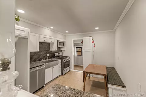 Kitchen - 5116 E Cameron St, Tulsa, OK 74115 photo 1 of 8