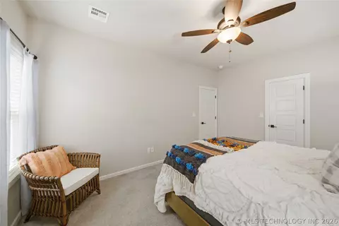 Bedroom - 803 E Delmar Pl, Broken Arrow, OK 74012 photo 5 of 7