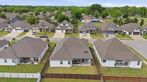 View/Area - 803 E Delmar Pl, Broken Arrow, OK 74012 photo 1 of 1