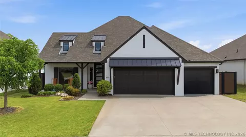 Exterior - 803 E Delmar Pl, Broken Arrow, OK 74012 photo 8 of 8