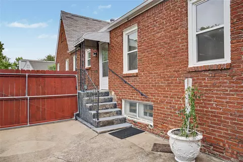 Exterior - 2636 E 14th St, Tulsa, OK 74104 photo 6 of 11