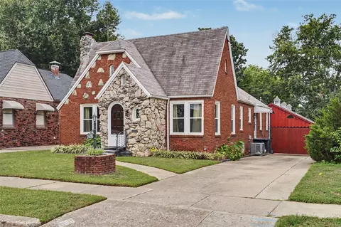 Exterior - 2636 E 14th St, Tulsa, OK 74104 photo 2 of 11