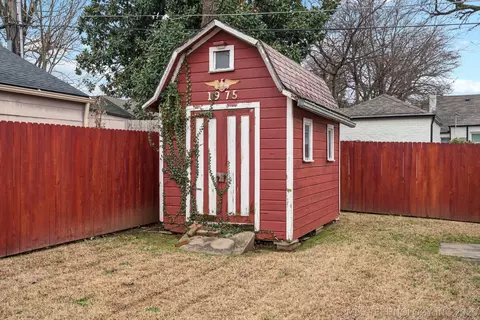 Exterior - 2636 E 14th St, Tulsa, OK 74104 photo 5 of 7