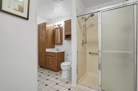 Bath - 2636 E 14th St, Tulsa, OK 74104 photo 1 of 3