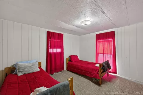 Bedroom - 9207 N 447 Rd, Spavinaw, OK 74366 photo 2 of 2
