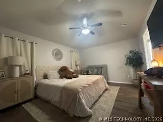 Bedroom - 3509 E Sandusky St, Broken Arrow, OK 74014 photo 2 of 3