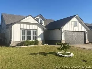 Exterior - 3509 E Sandusky St, Broken Arrow, OK 74014 photo 2 of 3