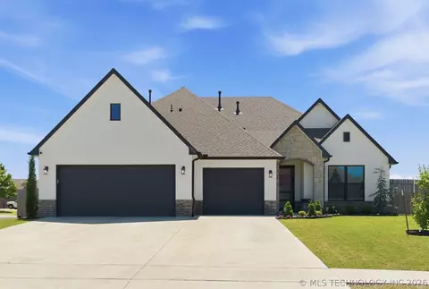 14214 E 91st St N, Owasso, OK 74055