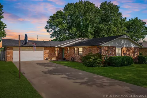 308 Martin Ln, Dewey, OK 74029