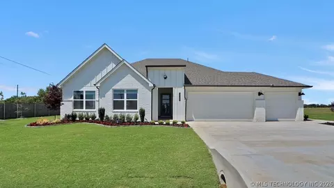 3305 E 154th St S, Bixby, OK 74008
