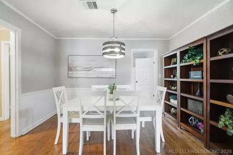 Dining - 2508 E 3rd St, Tulsa, OK 74104 photo 1 of 3