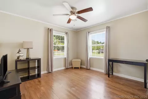 Living - 2508 E 3rd St, Tulsa, OK 74104 photo 5 of 5