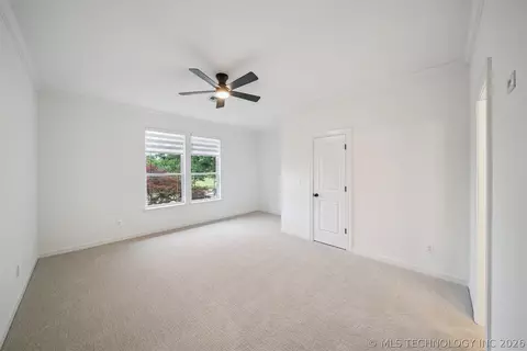 Bedroom - 5216 E 148th St S, Bixby, OK 74008 photo 2 of 2