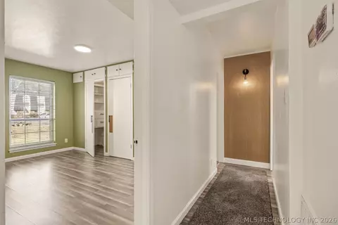 Entry Way - 4428 E 68th Street 484, Tulsa, OK 74136 photo 4 of 4