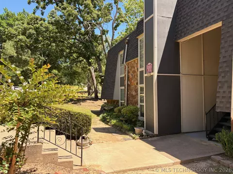 Exterior - 4428 E 68th Street 484, Tulsa, OK 74136 photo 2 of 4