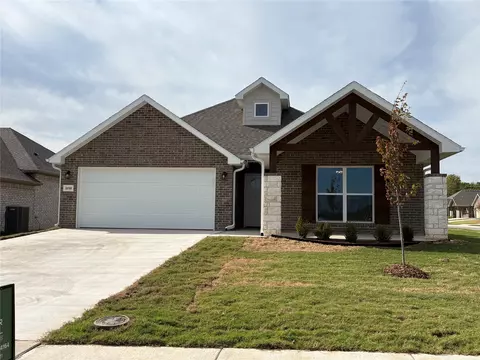 10708 S 276th East Ave S, Coweta, OK 74429