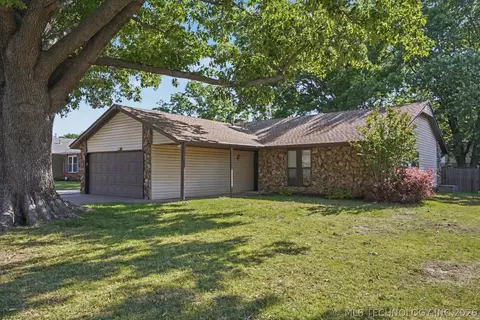5713 S Birch Ave, Broken Arrow, OK 74011