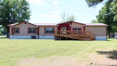 32632 E 710 Rd, Wagoner, OK 74467