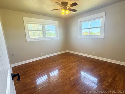 Bedroom - 422909 Hwy 266, Checotah, OK 74426 photo 3 of 6