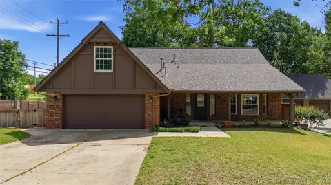 809 E Union St, Broken Arrow, OK 74011