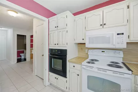 Other - 809 E Union St, Broken Arrow, OK 74011 photo 1 of 6