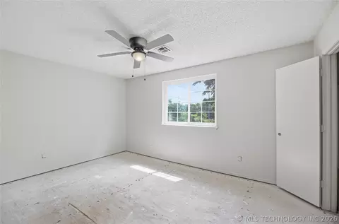 Bedroom - 809 E Union St, Broken Arrow, OK 74011 photo 5 of 5