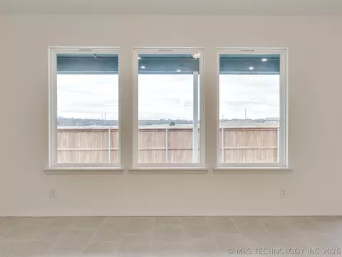 Living - 3501 E 153rd St S, Bixby, OK 74008 photo 3 of 3
