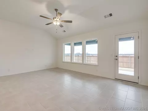 Living - 3501 E 153rd St S, Bixby, OK 74008 photo 2 of 3