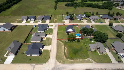 View/Area - 902 Springfield, Durant, OK 74701 photo 4 of 7