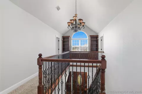 Entry Way - 902 Springfield, Durant, OK 74701 photo 3 of 4