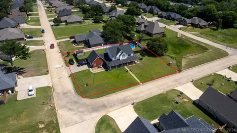 View/Area - 902 Springfield, Durant, OK 74701 photo 2 of 7