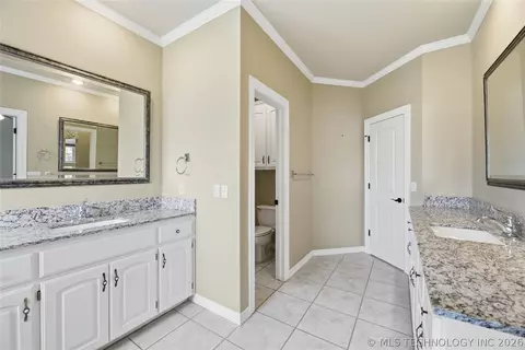 Bath - 3920 S Sequoia Ave, Broken Arrow, OK 74011 photo 1 of 7
