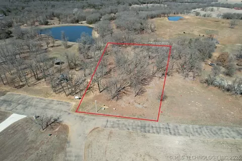 50459 N Lakeview St, Pawnee, OK 74058