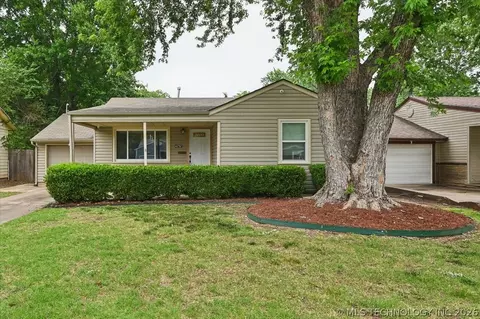 4757 S Boston Pl, Tulsa, OK 74105