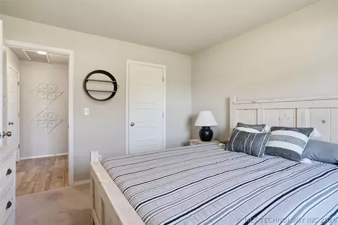 Bedroom - 3456 E 154th St S, Bixby, OK 74008 photo 5 of 7