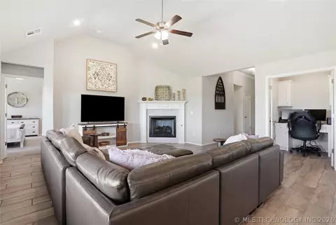 Other - 3456 E 154th St S, Bixby, OK 74008 photo 4 of 13