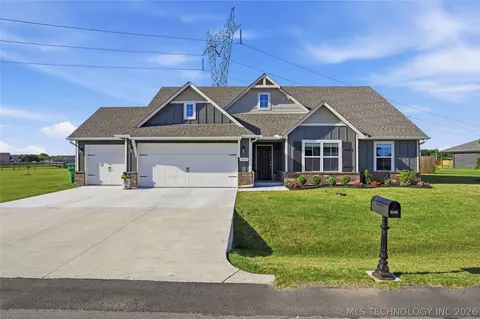 Exterior - 3456 E 154th St S, Bixby, OK 74008 photo 4 of 6