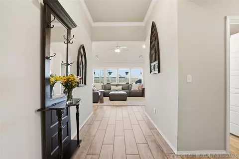 Entry Way - 3456 E 154th St S, Bixby, OK 74008 photo 1 of 3