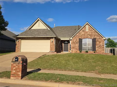11527 S 105th Ave, Bixby, OK 74008