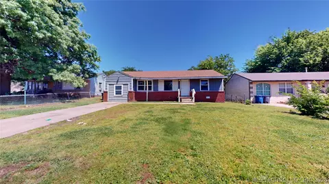 403 W 50th St N, Tulsa, OK 74126