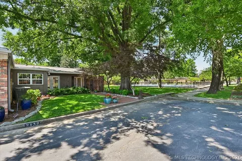 2132 E 59th Place S E2, Tulsa, OK 74105 photo 8