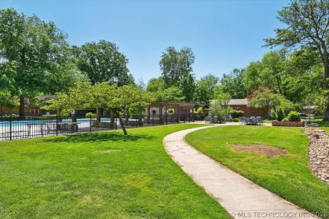 2132 E 59th Place S E2, Tulsa, OK 74105 photo 59